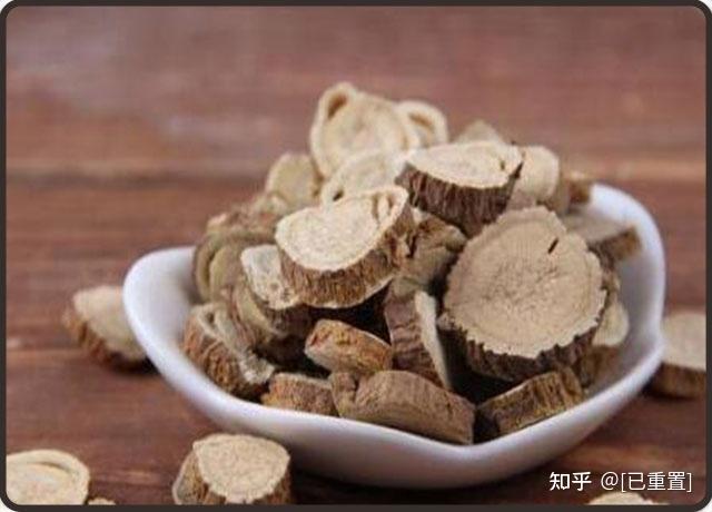 苦参的功效与禁忌要清楚,别乱用小心有副作用!
